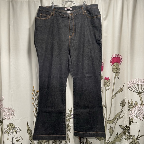 Silhouettes EUC Super Dark Blue/Black Denim Jeans ๐ Size 20WA - Bootcut - Picture 4 of 10